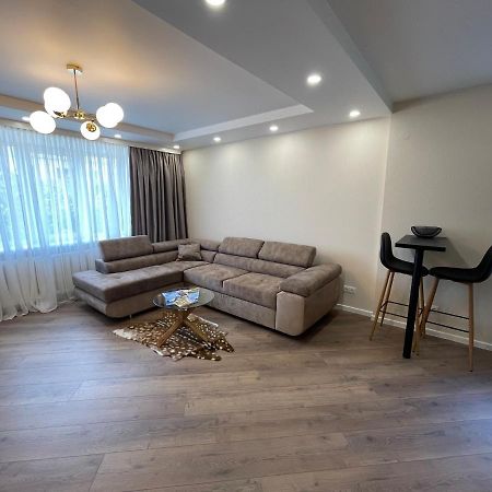 Stradinya Apartment Ventspils Exterior photo